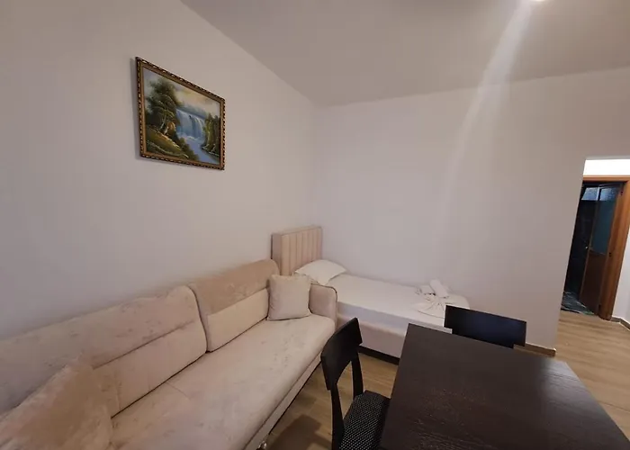 Martini Chalet Vlorë