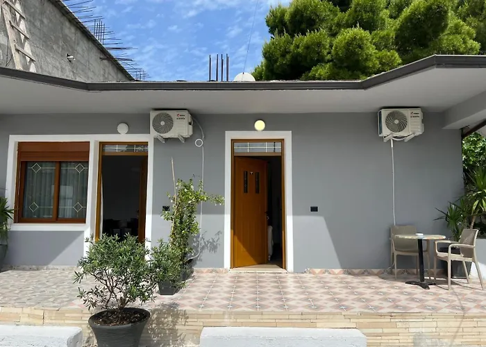 Martini Chalet Vlorë